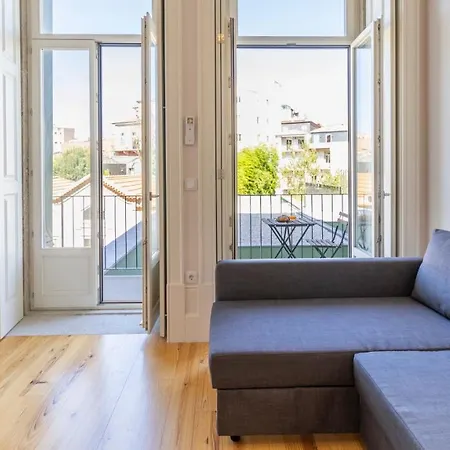 Duque Flat - Ac & Balcony By Lovelystay Apartamento *