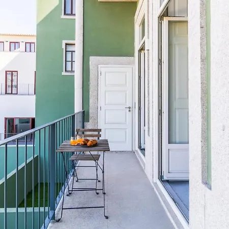 Duque Flat - Ac & Balcony By Lovelystay Apartamento