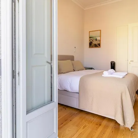 Duque Flat - Ac & Balcony By Lovelystay Apartamento *