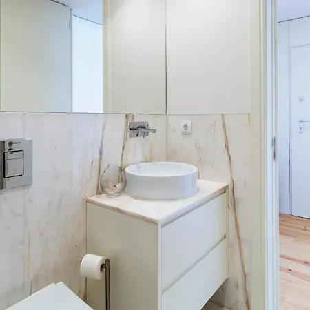 Duque Flat - Ac & Balcony By Lovelystay Apartamento *